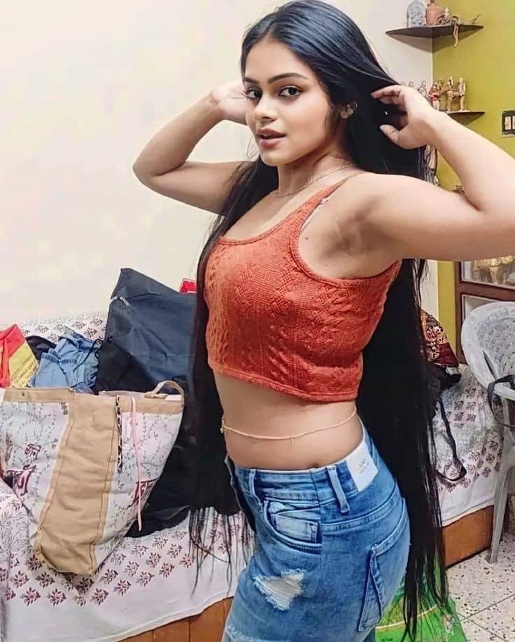 Dhaka Female Escort Model In Bangladesh